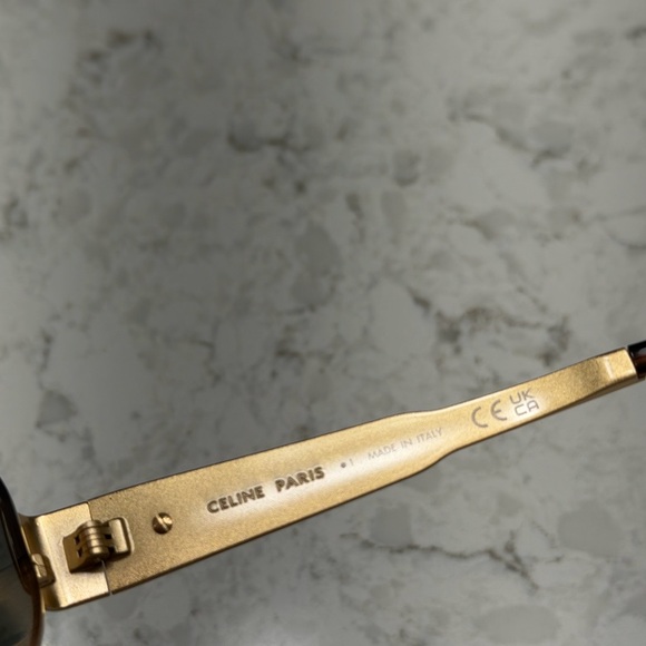 NEW Celine Women's Triomphe Metal CL40235U Sunglasses Shiny Endura Gold / Green - Picture 3 of 7